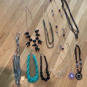 Necklace lot